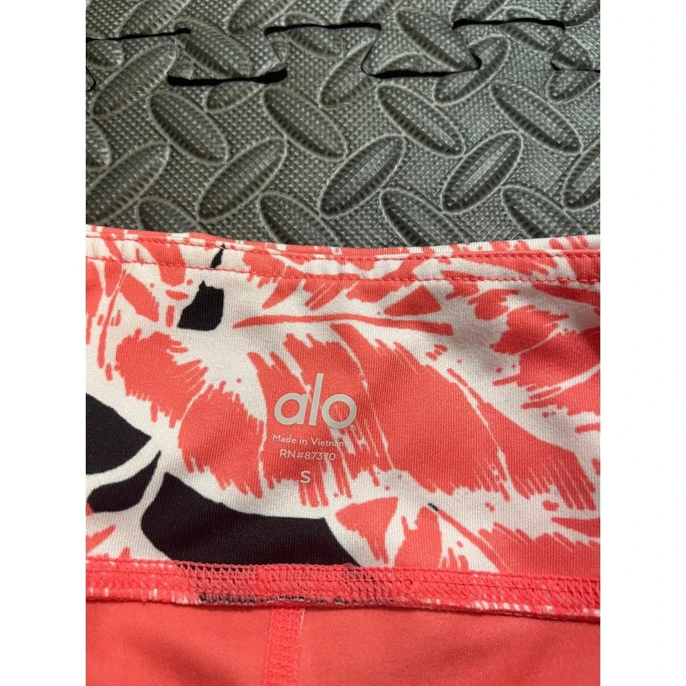 Alo Yoga Leggings Women S Pink Black Tropical Leaf Print Performance Activewear